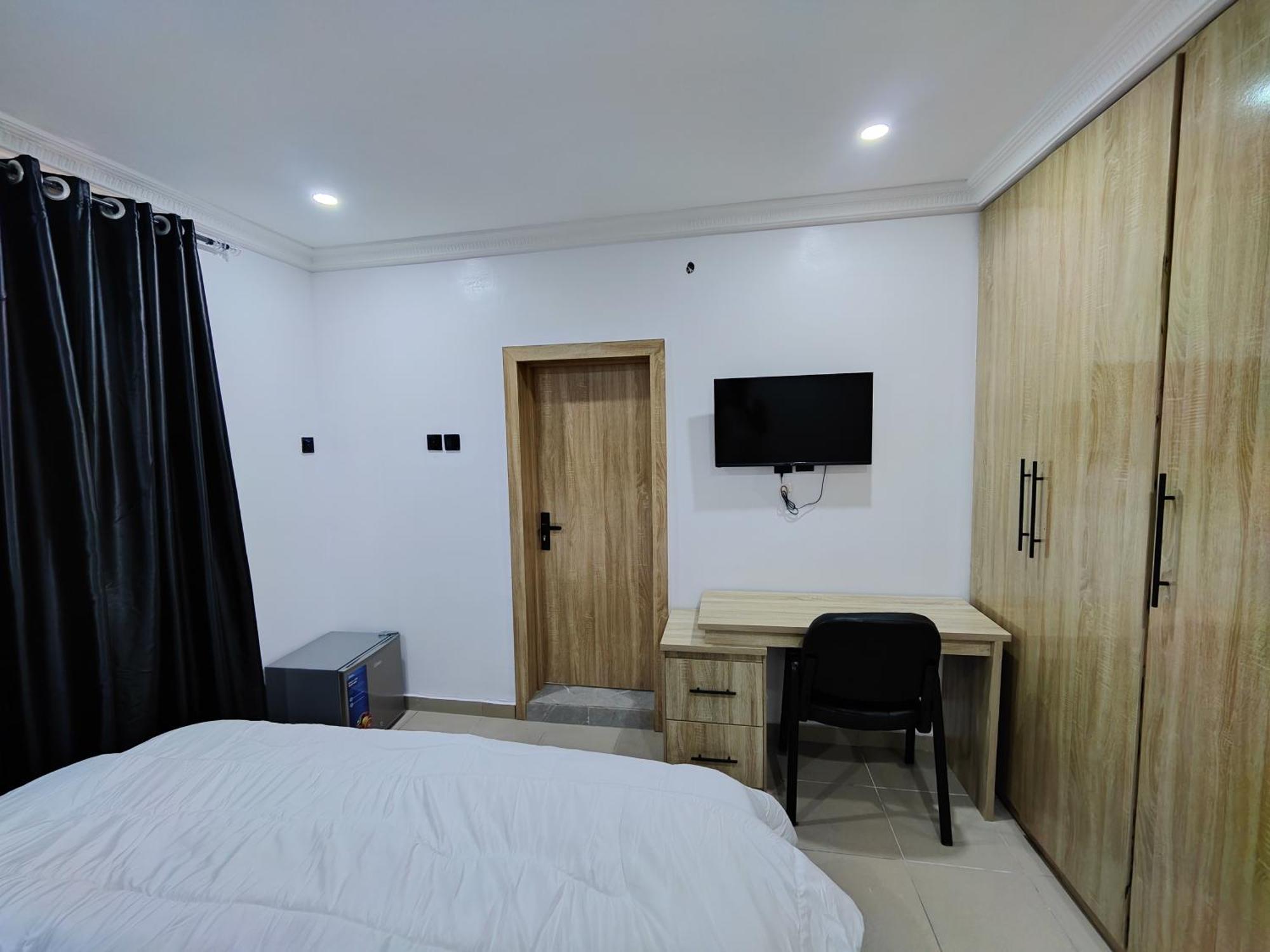 Lekki Continental Apartment Lagos Buitenkant foto