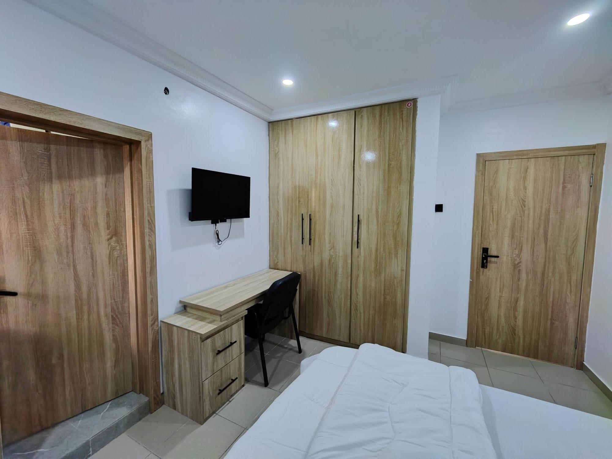 Lekki Continental Apartment Lagos Buitenkant foto